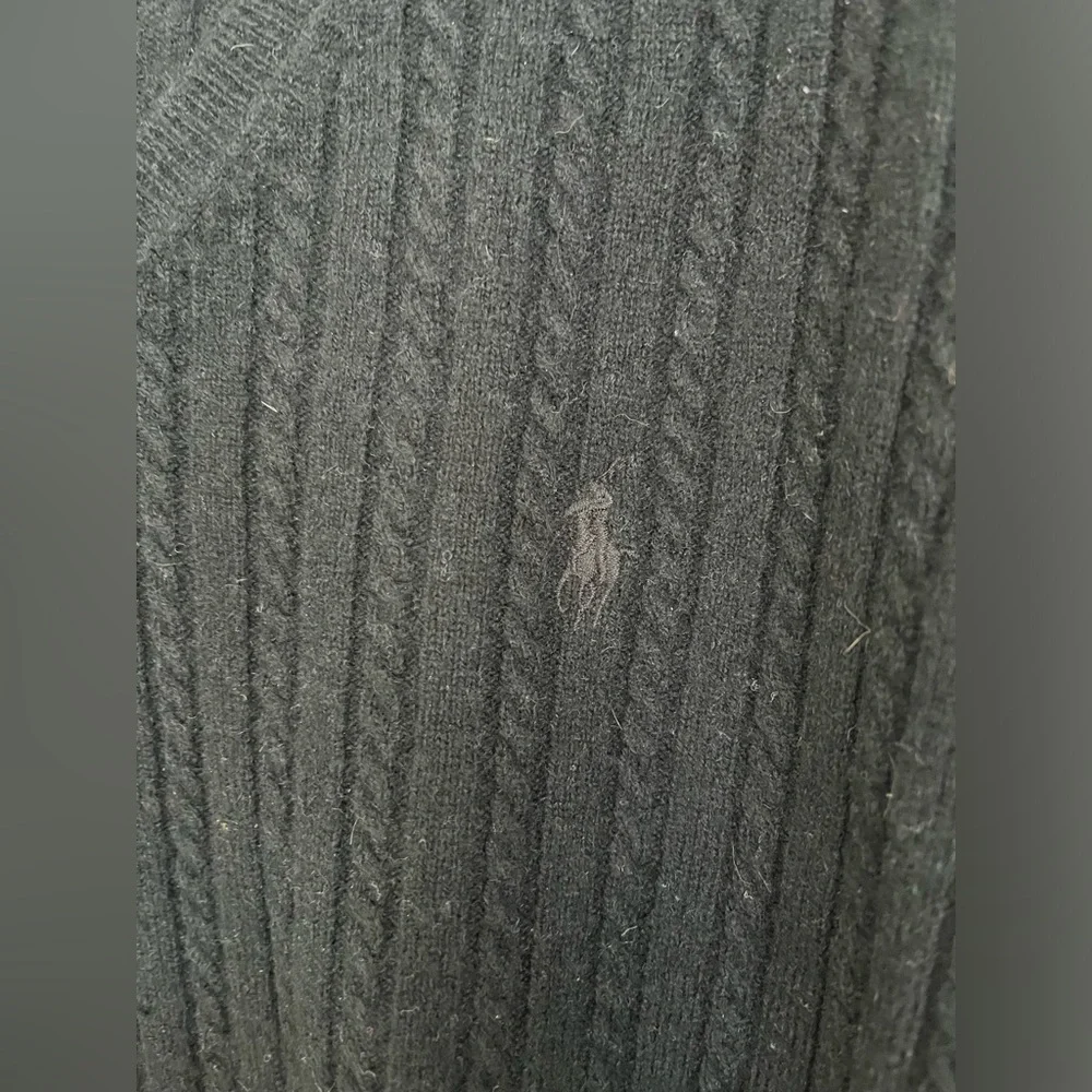 V-neck Cable Knit Sweater - Picture 7 of 9